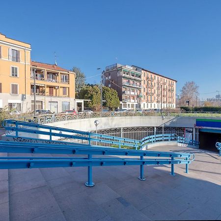 Maloja, 10 - Casa Maloja - Ampio Appartamento มิลาน ภายนอก รูปภาพ