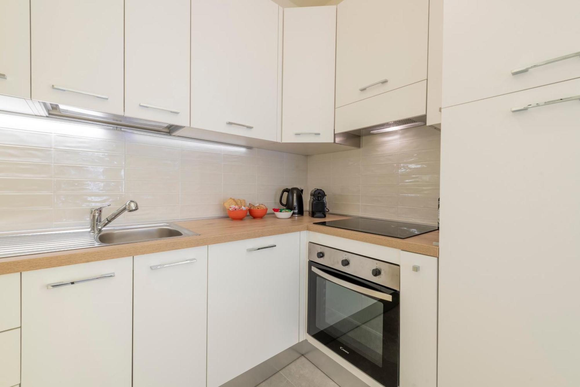 Maloja, 10 - Casa Maloja - Ampio Appartamento มิลาน ภายนอก รูปภาพ